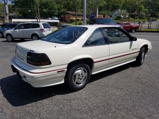 1988 Pontiac Grand Prix SE Coupe 2-Door - photo 4