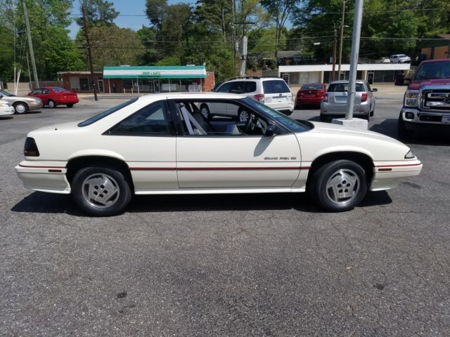 1988 Pontiac Grand Prix SE Coupe 2-Door - photo 6