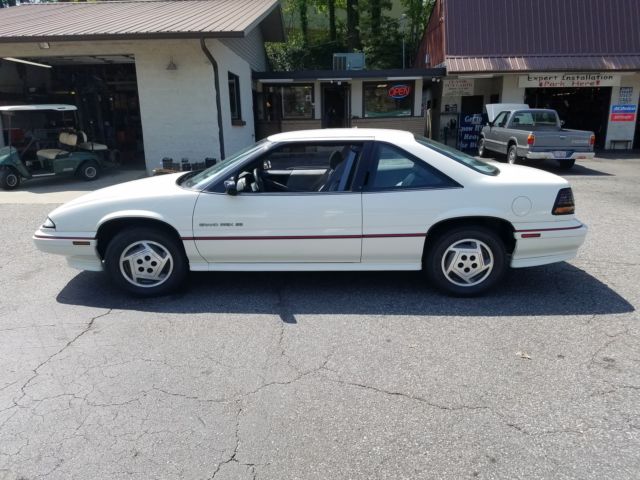 1988 Pontiac Grand Prix SE Coupe 2-Door - photo 7