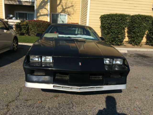 1985 Chevrolet Camaro z28 - photo 2