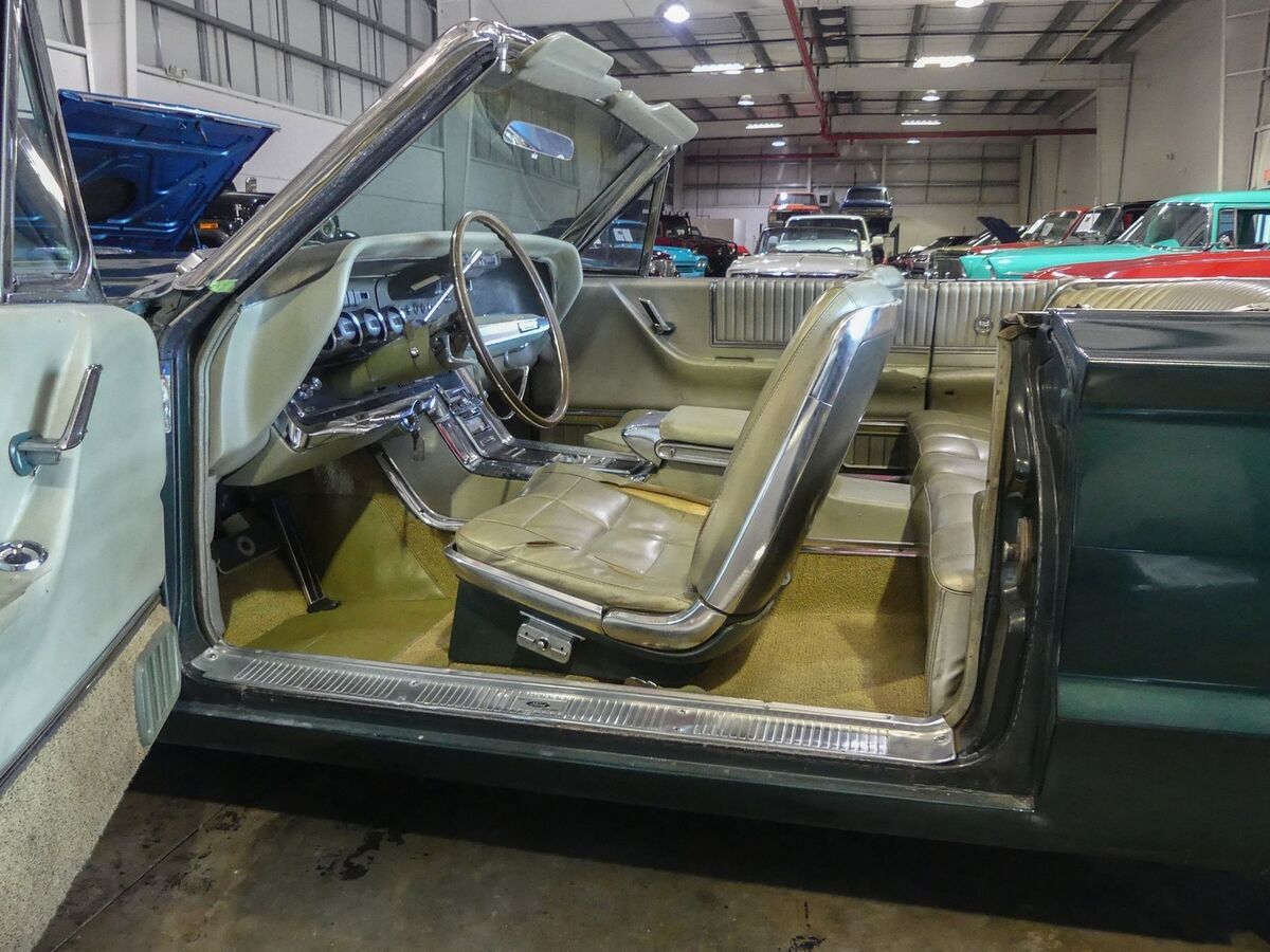 1966 Ford Thunderbird Convertible - photo 3