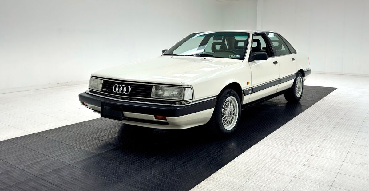 1991 Audi 200 Quattro 20V Sedan - photo 13