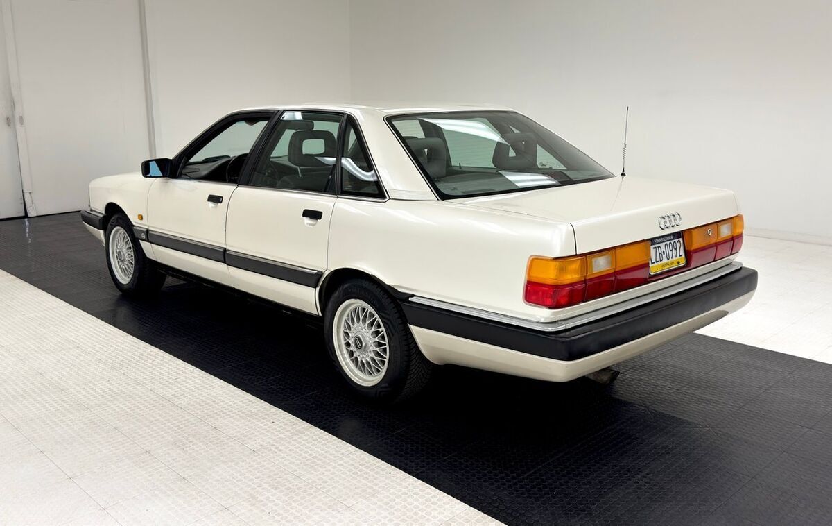 1991 Audi 200 Quattro 20V Sedan - photo 3