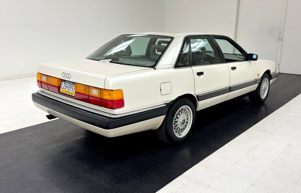 1991 Audi 200 Quattro 20V Sedan - photo 5