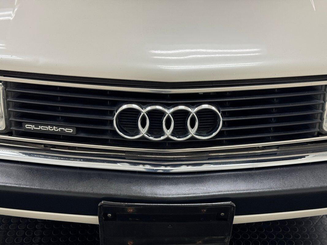 1991 Audi 200 Quattro 20V Sedan - photo 9