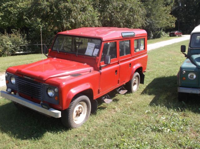 1884 Land Rover Defender - photo 7