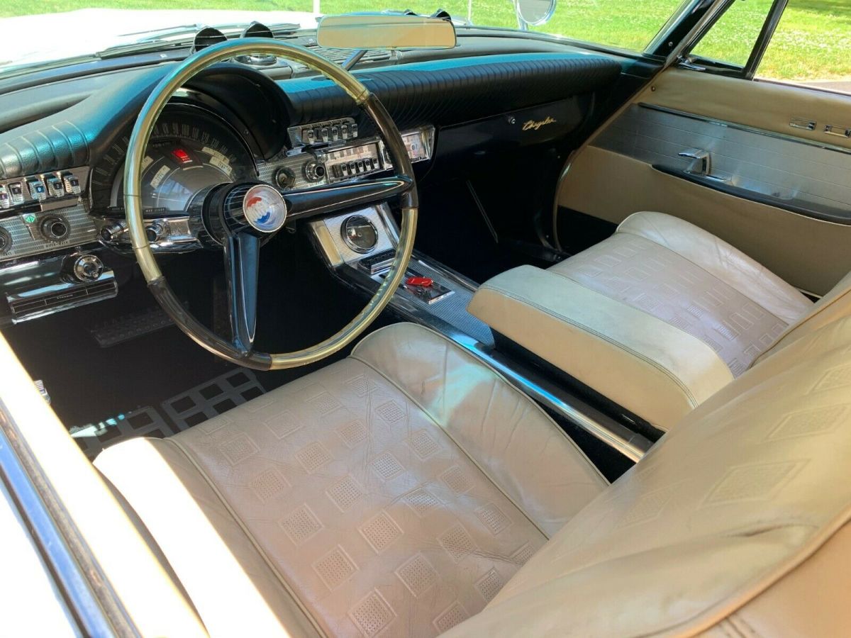 1961 Chrysler 300 Series - photo 11