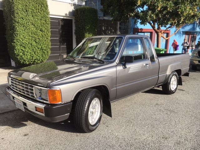 Low 37,900 Original Miles, 1986 Toyota TURBO SR5 Xtra Cab Pickup 1986 Toyota Tacoma SR5 XTRA CAB TURBO