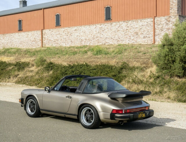 1982 Porsche 911 SC Targa - photo 3