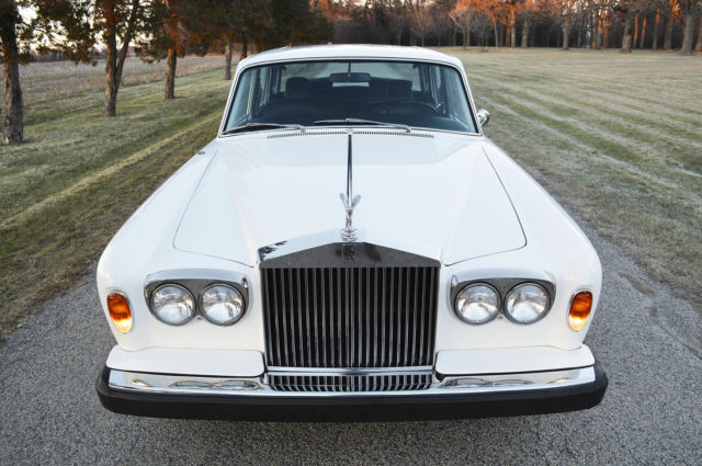1975 Rolls-Royce Silver Shadow - 4 door saloon - photo 2