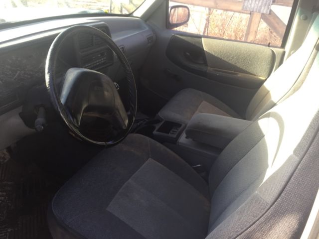 1994 Mazda B-Series Pickups - photo 3