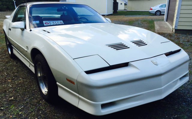 1987 Pontiac Trans Am GTA - photo 9