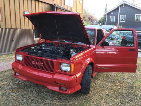 1993 GMC Typhoon - photo 13