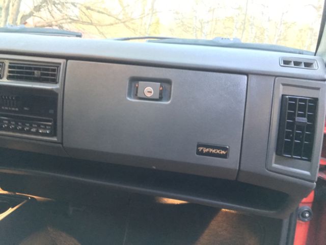 1993 GMC Typhoon - photo 9