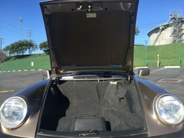 1984 Porsche 911 Cabriolet - photo 12