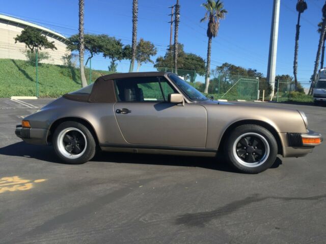 1984 Porsche 911 Cabriolet - photo 6