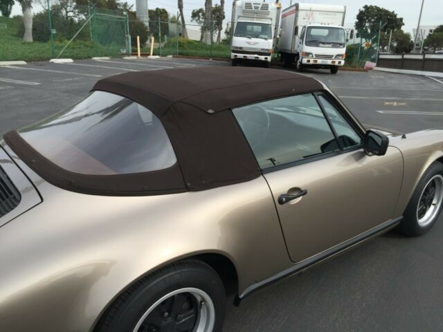 1984 Porsche 911 Cabriolet - photo 8