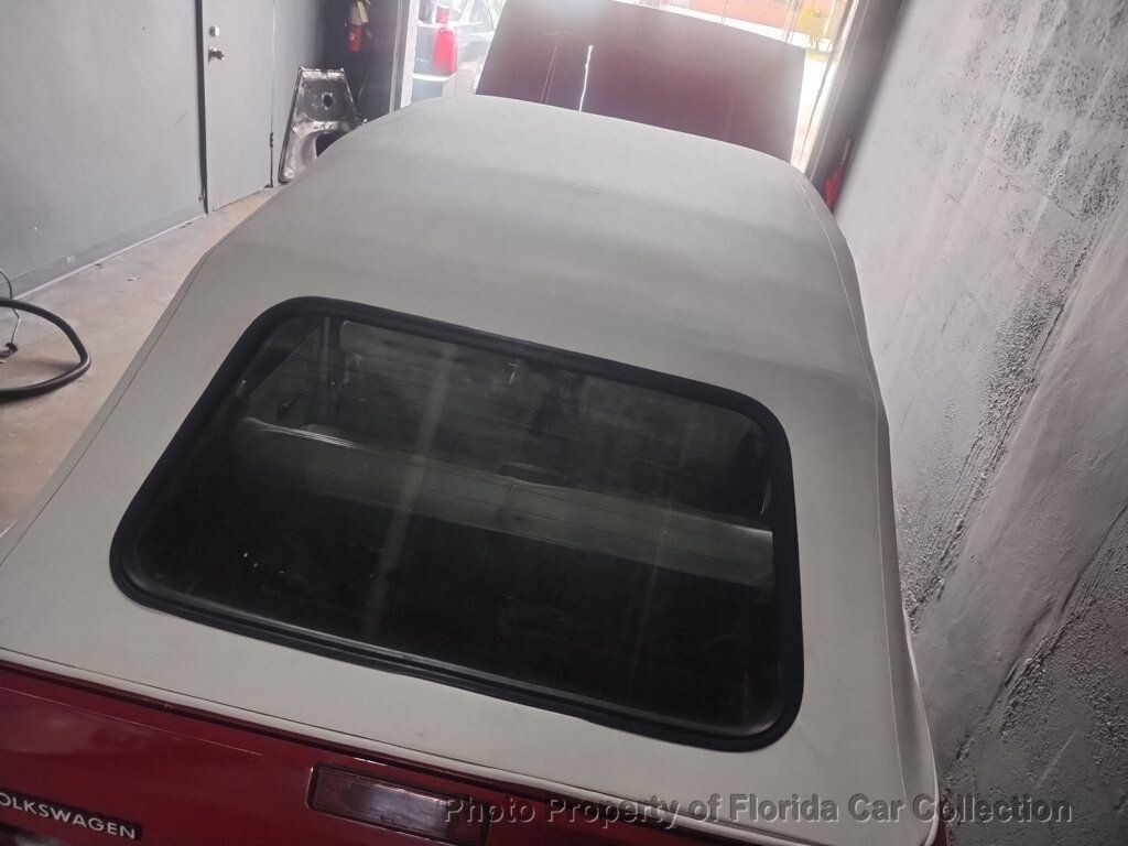 1990 Volkswagen Cabrio 2dr Bestseller 5-Speed Florida Convertible - photo 4