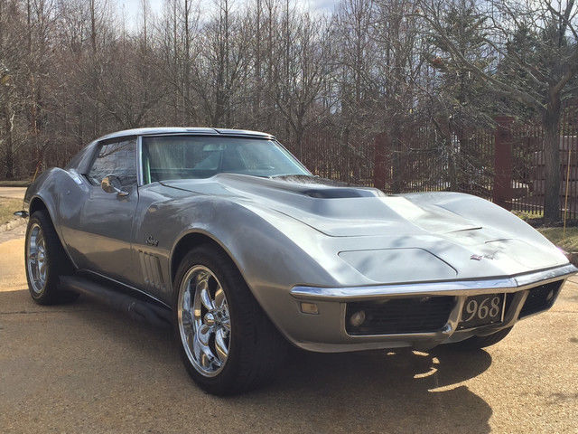 low mile free shipping stingray 4 speed t top classic muscle rare collector show 1968 Chevrolet Corvette
