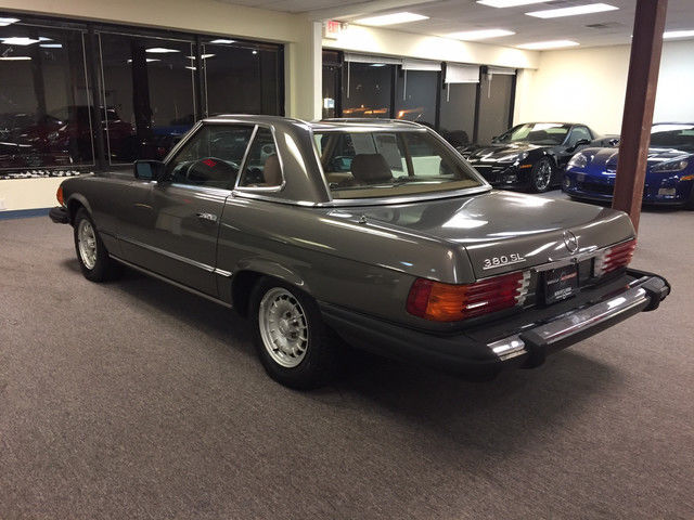 1983 Mercedes-Benz SL-Class Base Convertible 2-Door - photo 7