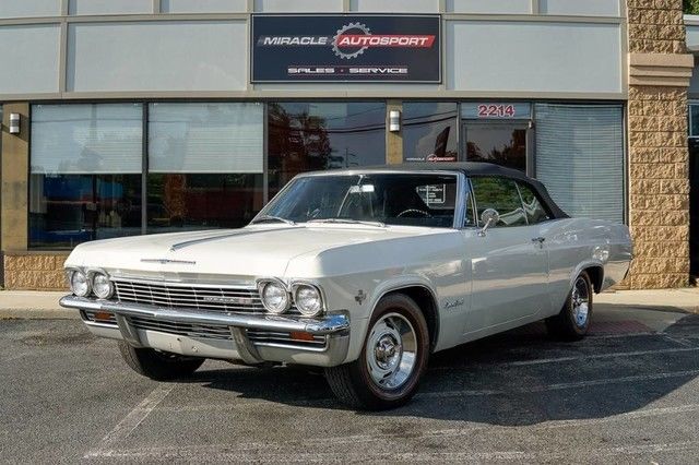 1965 Chevrolet Impala - photo 2