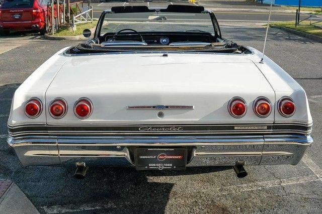 1965 Chevrolet Impala - photo 6