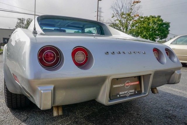 1975 Chevrolet Corvette - photo 11