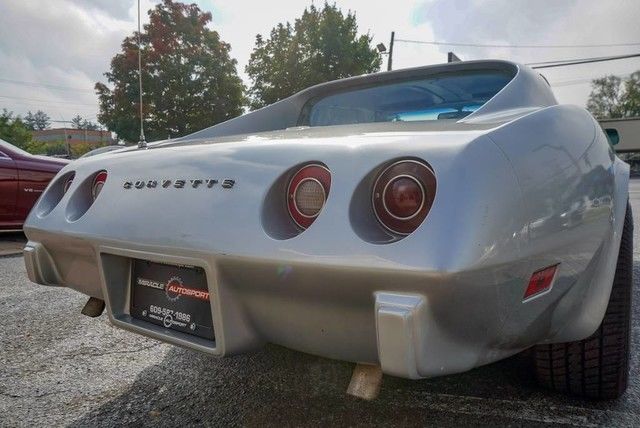 1975 Chevrolet Corvette - photo 9