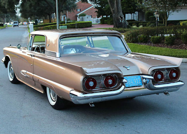 1959 Ford Thunderbird COUPE - RARE COLOR SURVIVOR - 80K MI - photo 2