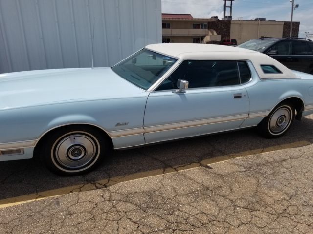 1976 Ford Thunderbird