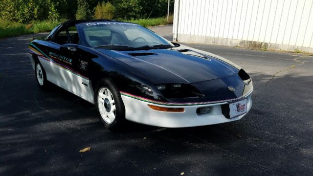 1993 Chevrolet Camaro Z/28 Indianapolis Pace Car - photo 5