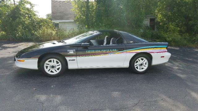 1993 Chevrolet Camaro Z/28 Indianapolis Pace Car - photo 6