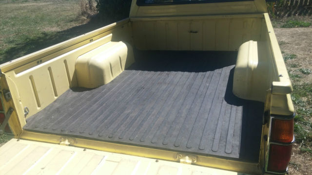 1984 Datsun 720 - photo 3