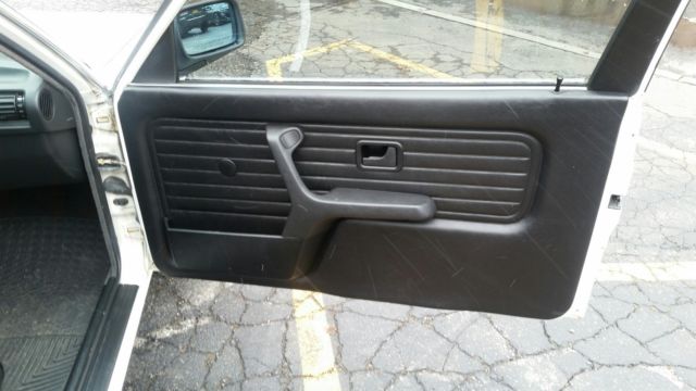 1985 BMW 3-Series 2-door - photo 6