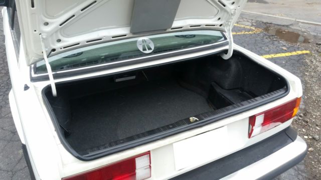 1985 BMW 3-Series 2-door - photo 8