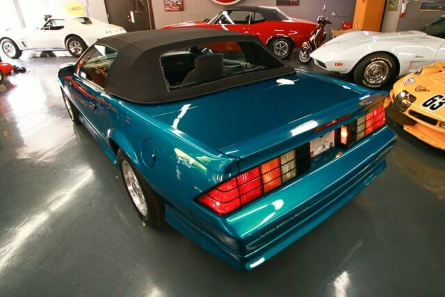 1992 Chevrolet Camaro Z28 Convertible - photo 10
