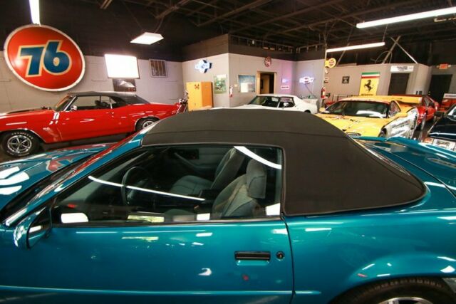 1992 Chevrolet Camaro Z28 Convertible - photo 13