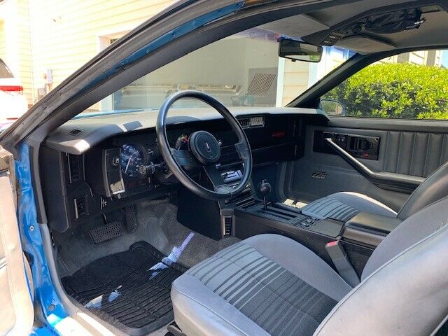 1985 Chevrolet Camaro Z-28 - photo 7