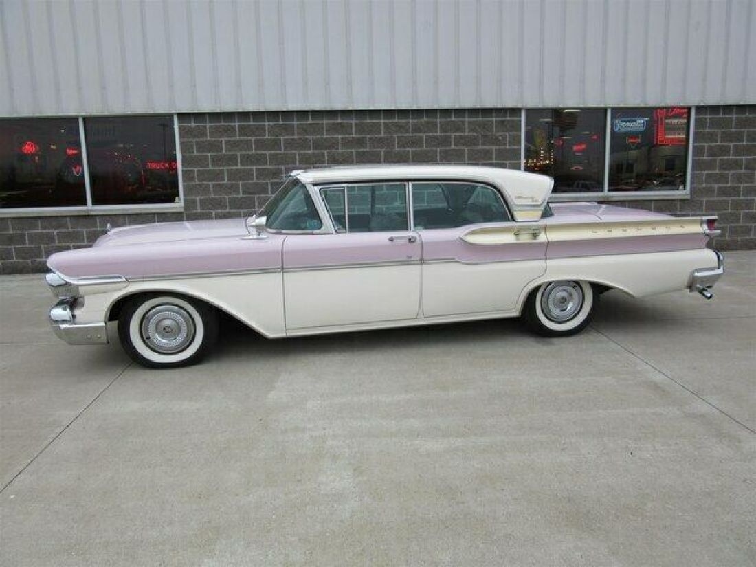 1957 Mercury Turnpike Cruiser 4 Door Sedan - photo 12