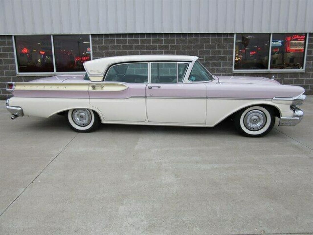 1957 Mercury Turnpike Cruiser 4 Door Sedan - photo 3