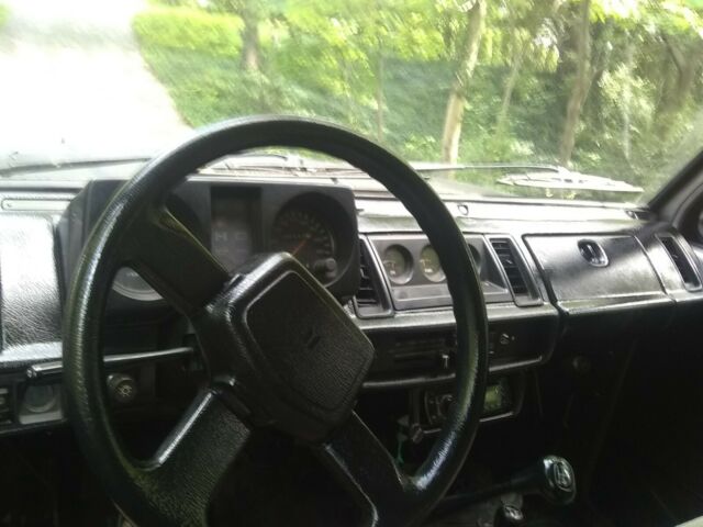 1987 Isuzu Trooper - photo 2