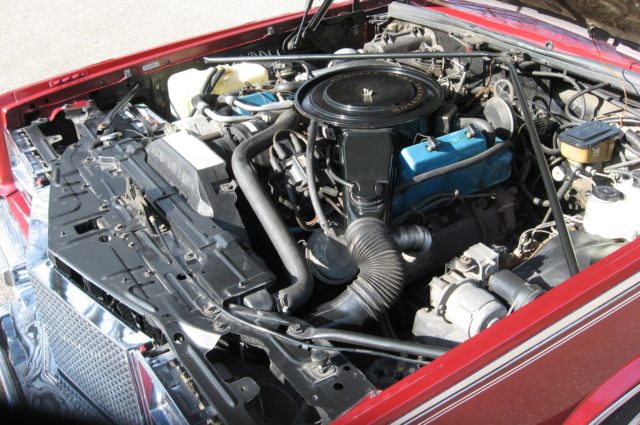 1981 Cadillac Eldorado Biarritz - photo 13