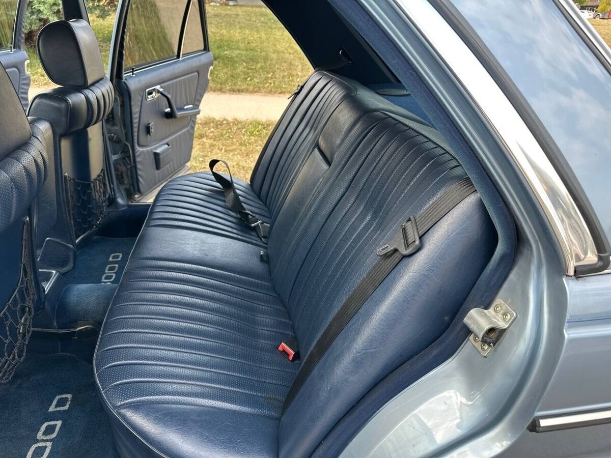 1985 Mercedes-Benz 300-Series - photo 8