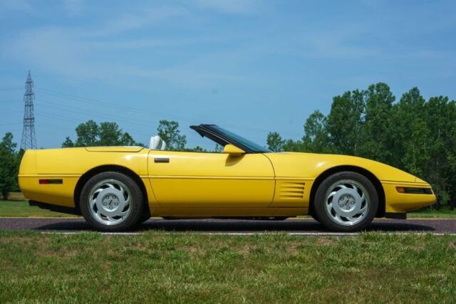 1992 Chevrolet Corvette Convertible - photo 5