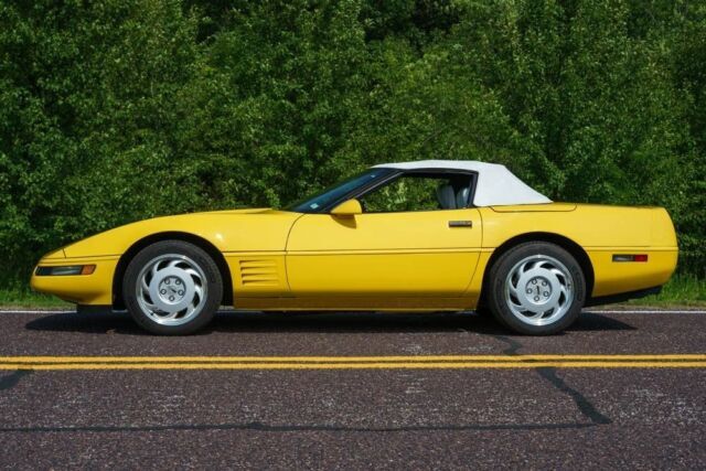 1992 Chevrolet Corvette Convertible - photo 9