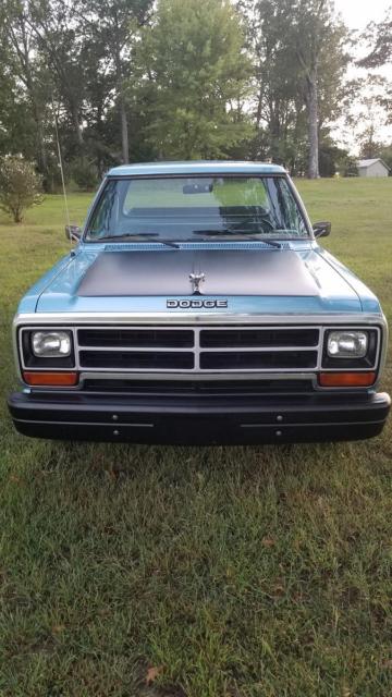 1986 Dodge Ram 1500 - photo 2
