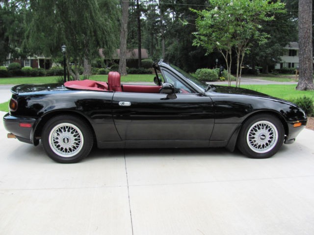 Low Miles 1993 Limited Edition (93LE) Mazda Miata #37 of 1500 1993 Mazda MX-5 Miata