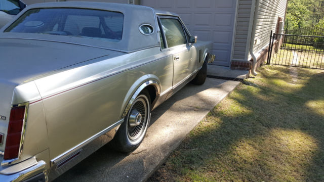 1980 Lincoln Town Car - photo 4