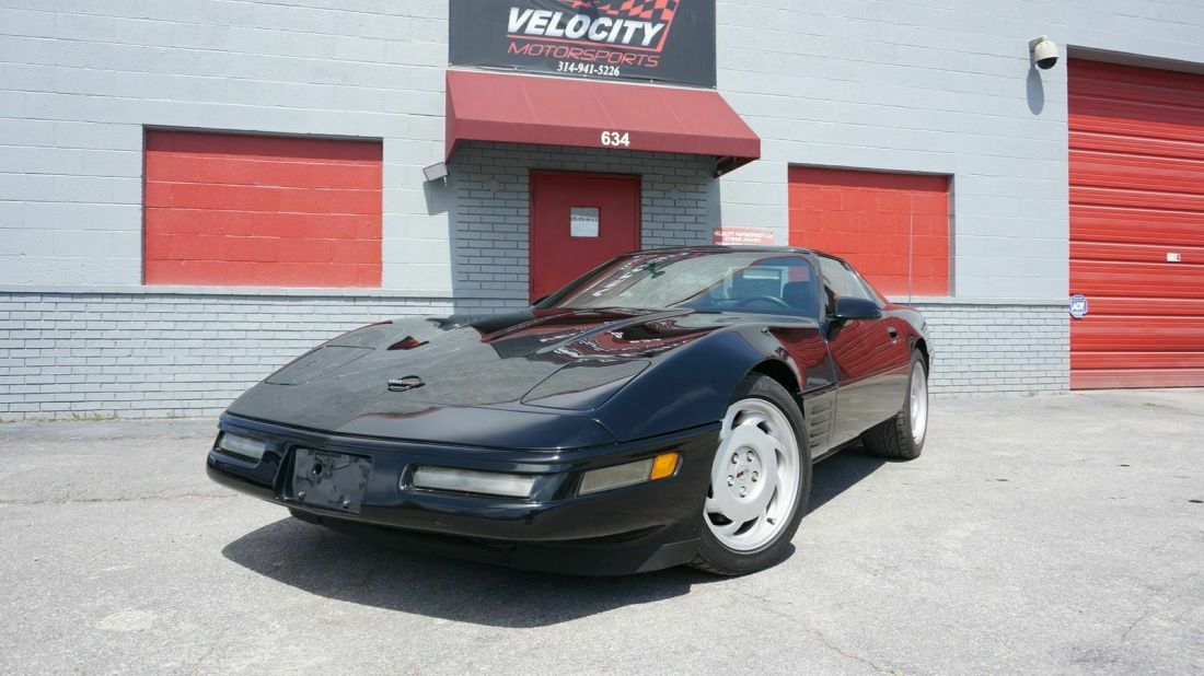 LOW MILES 48,XXX ORIGINAL SELECT RIDE NEW TIRES BOSE 40th ANNIVERSARY MAKE OFFER 1993 Chevrolet Corvette 6 SPD MANUAL-40th ANNIVERSARY