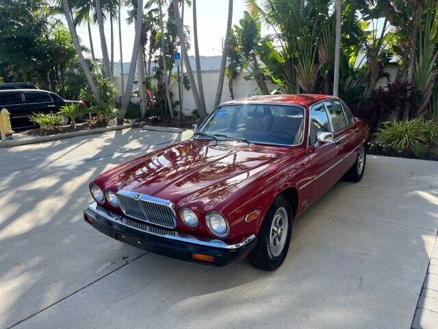 1982 Jaguar XJ6 - photo 4